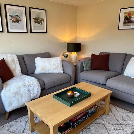 Semesterbostad Rothay *